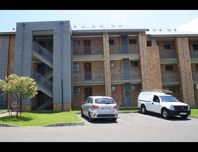 2 BEDROOM APARTMENT FOR SALE IN NOORDWYK